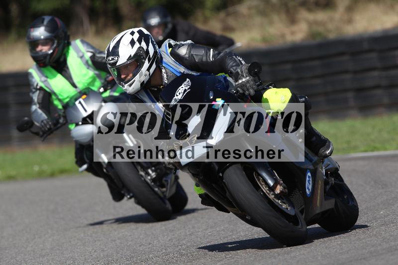 /Archiv-2022/59 31.08.2022 FM Mannhard ADR/Gruppe Mototrend/1